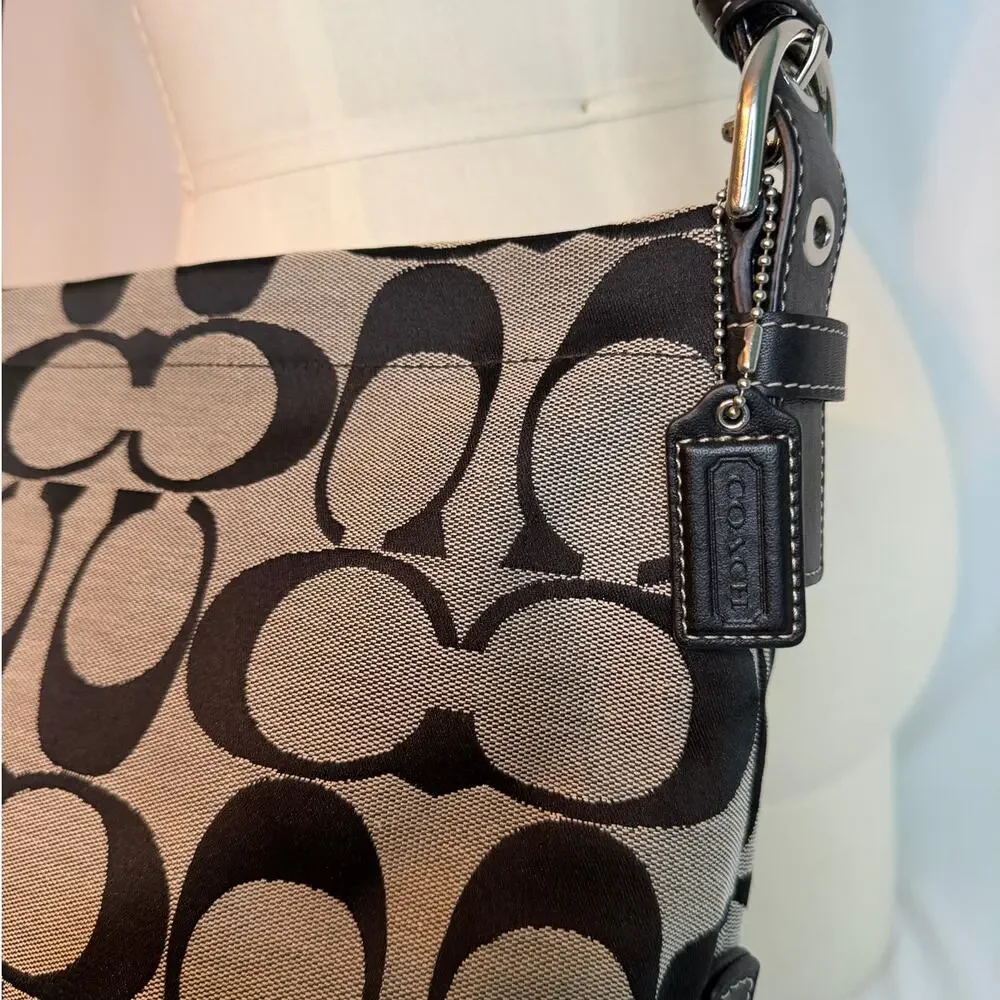 Coach Signature Canvas Shoulder Bag Black Gray Monogram Crossbody Purse Classic - Picture 2 of 15